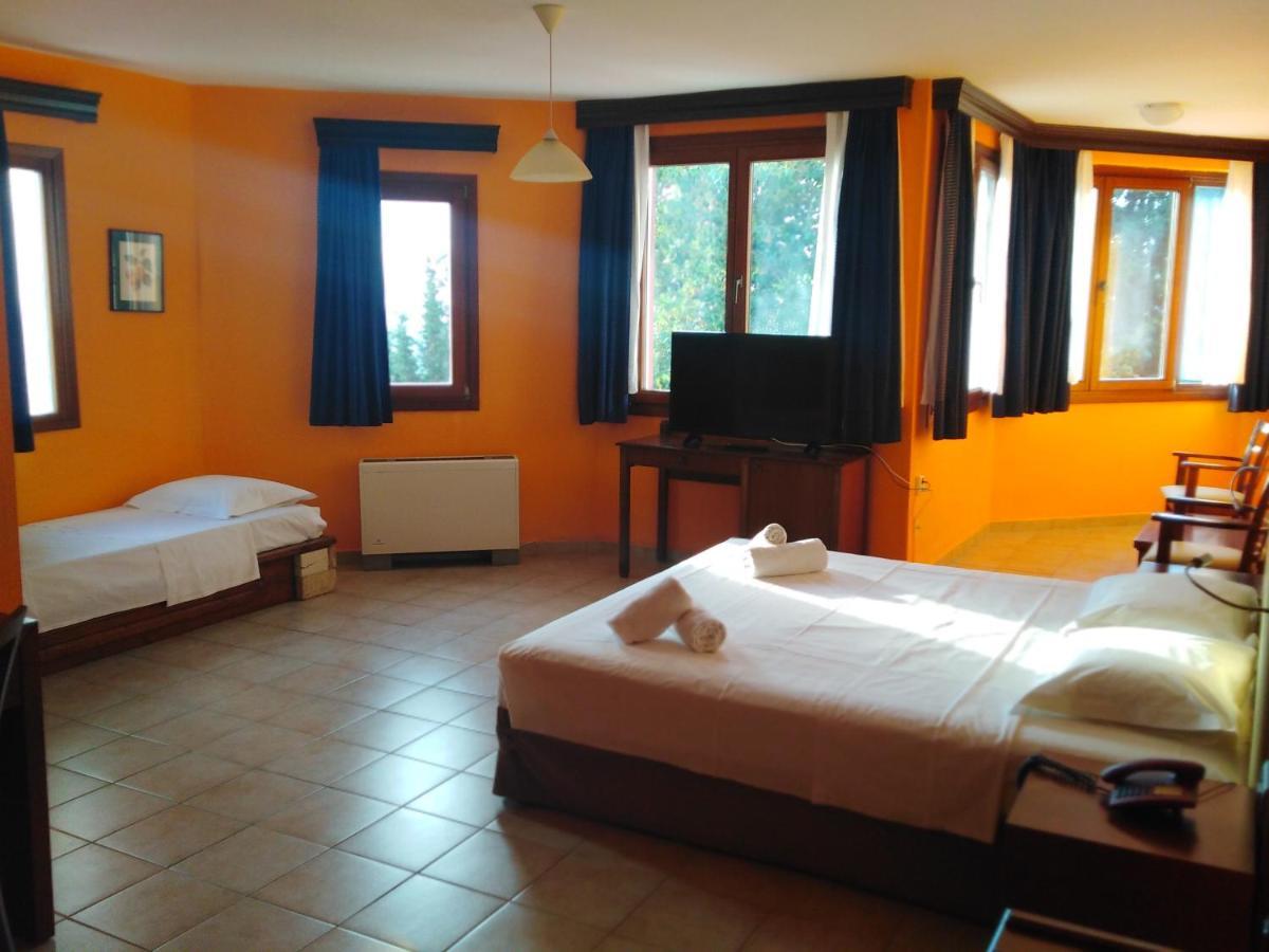 Roxani Country House Resort Marónia Exteriör bild